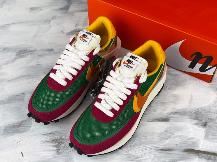 Sacai x Nike LDV Waffle ‘Pink Green’ BV0073-301