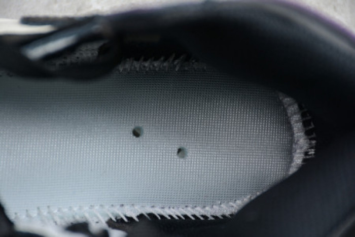 KIDS AIR JORDAN 1 RETRO HIGH OG ‘COURT PURPLE’ 555088-501