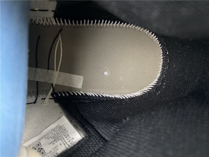 AIR JORDAN 1 RETRO HIGH OG ‘VOLT GOLD’ 555088-118