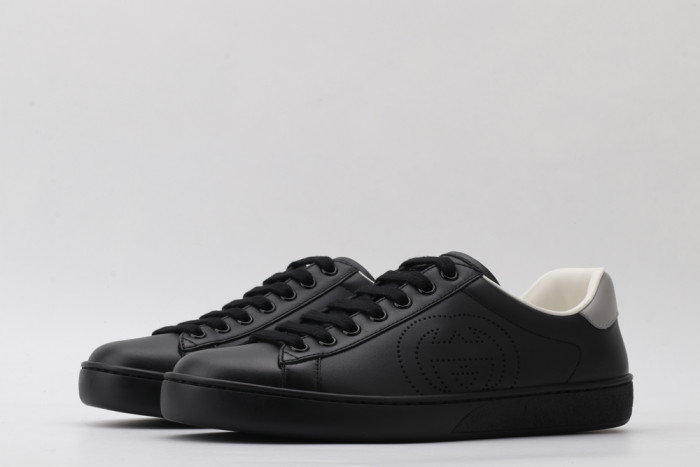 GUCC LOW-TOP SNEAKER