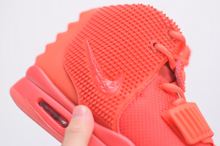 Nike Air YEEZY 2 “Red October” 508214-660