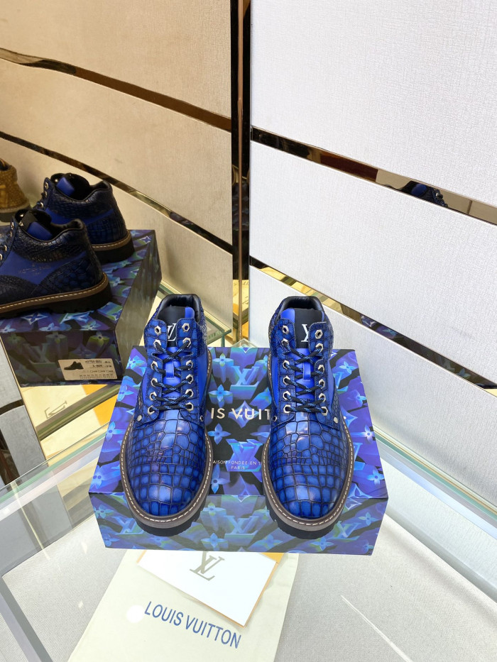 LOUS VUITO BOOTS