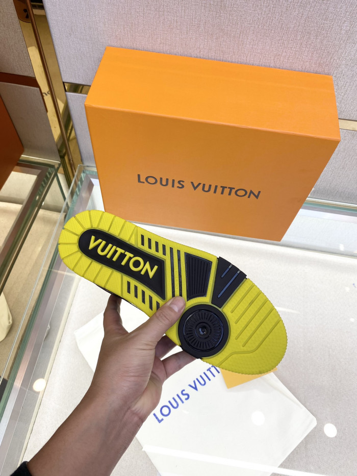 Loui Vuitto Low-Top SNEAKER